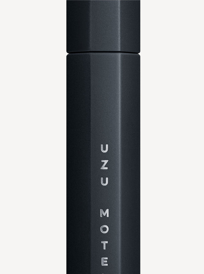 UZU Eyelash serum and mascara base/UZU 纖美睫毛精華底霜